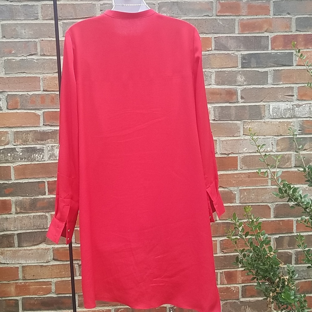 Gorgeous Red Tunic!!🌷🌷 - Picture 2 of 4